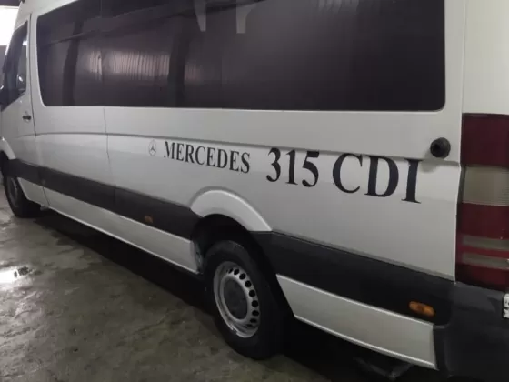 Купить Mercedes-Benz Sprinter 2100 см3 МКПП (150 л.с.) Дизель турбонаддув в Джигинка: цвет Белый Микроавтобус 2010 года по цене 225000 рублей, объявление №22576 на сайте Авторынок23