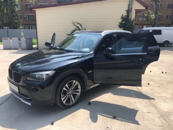 Купить BMW X1 280 см3 АКПП (258 л.с.) Бензин инжектор в Крымск: цвет черный Кроссовер 2009 года по цене 690000 рублей, объявление №18747 на сайте Авторынок23