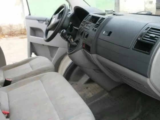 Купить Volkswagen Transporter 1900 см3 МКПП (85 л.с.) Дизель турбонаддув в Краснодар: цвет белый Фургон 2006 года по цене 510000 рублей, объявление №434 на сайте Авторынок23