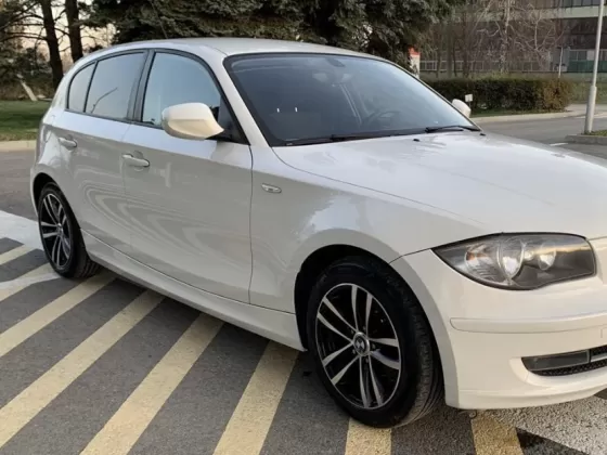 Купить BMW 116i 1600 см3 АКПП (116 л.с.) Бензин инжектор в Пятигорская: цвет Белый Хетчбэк 2010 года по цене 725000 рублей, объявление №22877 на сайте Авторынок23