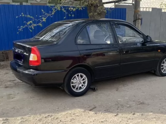 Купить Hyundai Accent 1495 см3 АКПП (102 л.с.) Бензин инжектор в Геленджик: цвет Черный Седан 2004 года по цене 500000 рублей, объявление №21677 на сайте Авторынок23