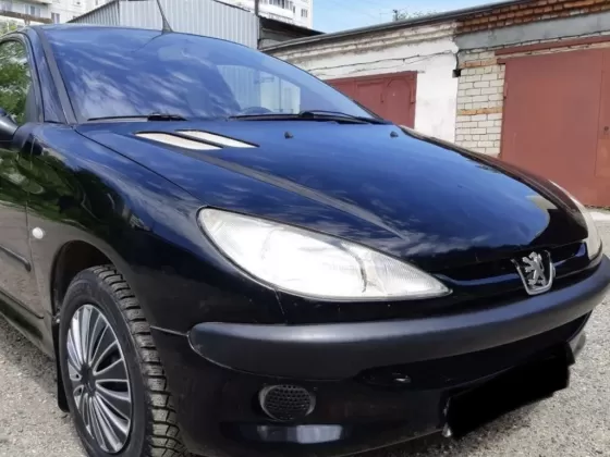 Купить Peugeot 206 1400 см3 МКПП (75 л.с.) Бензин инжектор в Анапа: цвет черный Хетчбэк 2007 года по цене 185000 рублей, объявление №25048 на сайте Авторынок23