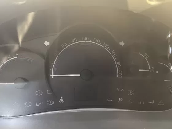 Купить ВАЗ (LADA) Priora 1600 см3 МКПП (98 л.с.) Бензин инжектор в Тимашевск: цвет Красный Хетчбэк 2007 года по цене 350000 рублей, объявление №25460 на сайте Авторынок23