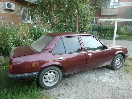 Купить Opel Askona 1600 см3 МКПП (90 л.с.) Бензиновый в Краснодар: цвет бордовый Седан 1988 года по цене 80000 рублей, объявление №4923 на сайте Авторынок23