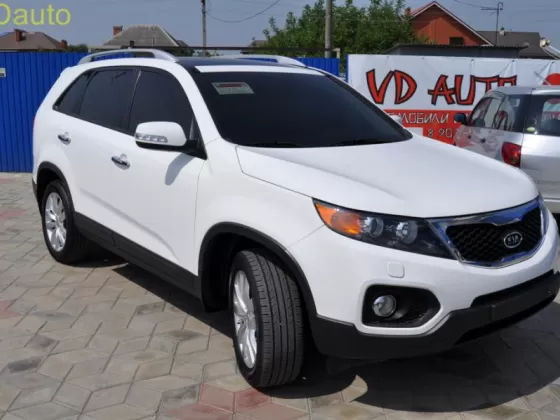 Купить KIA SORENTO R 2000 см3 АКПП (184 л.с.) Дизель турбонаддув в Краснодар: цвет Белый Внедорожник 2010 года по цене 1025000 рублей, объявление №159 на сайте Авторынок23