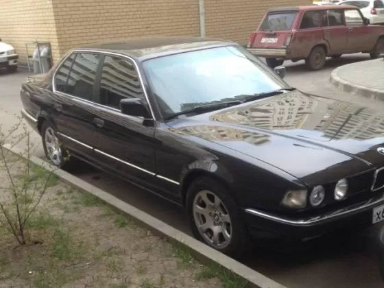 730 E32 '1990 (138 л.с.) Краснодар