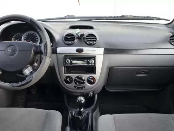 Купить Chevrolet Lacetti 1400 см3 МКПП (95 л.с.) Бензин инжектор в Горячий Ключ: цвет Серебряный Хетчбэк 2007 года по цене 150000 рублей, объявление №20569 на сайте Авторынок23
