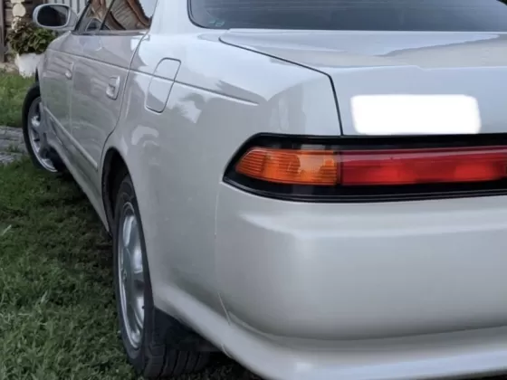 Купить Toyota Mark 2 '1993 МКПП (2000/135 л.с.) Бензин инжектор Брюховецкая цвет Белый Седан по цене 350000 рублей, объявление №21947 на сайте Авторынок23