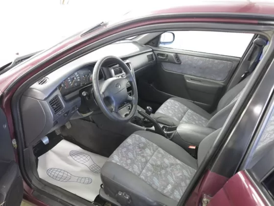 Купить Toyota Carina 1800 см3 МКПП (107 л.с.) Бензин инжектор в Станица Динская: цвет Спелая вишня Седан 1996 года по цене 275000 рублей, объявление №19619 на сайте Авторынок23