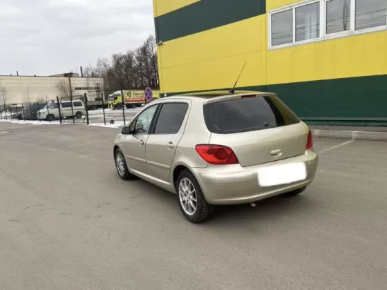 Купить Peugeot 307 1600 см3 МКПП (109 л.с.) Бензин инжектор в Кореновск: цвет Золотой Хетчбэк 2006 года по цене 215000 рублей, объявление №21361 на сайте Авторынок23