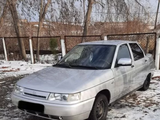 Купить ВАЗ (LADA) 2110 1500 см3 МКПП (78 л.с.) Бензин инжектор в Ильский : цвет Серебристый Седан 2003 года по цене 180000 рублей, объявление №21184 на сайте Авторынок23