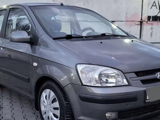 Купить Hyundai Getz 1500 см3 АКПП (82 л.с.) Бензин инжектор в Абинск: цвет Серый Хетчбэк 2003 года по цене 213000 рублей, объявление №24941 на сайте Авторынок23