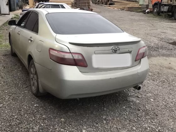 Купить Toyota Camry 2400 см3 АКПП (167 л.с.) Бензин инжектор в Джубга: цвет Серебро Седан 2007 года по цене 230000 рублей, объявление №20565 на сайте Авторынок23