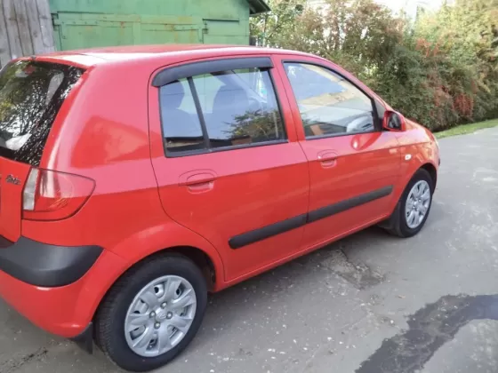 Купить Hyundai Getz 1400 см3 АКПП (97 л.с.) Бензин инжектор в Гривенская : цвет Красный Хетчбэк 2008 года по цене 170000 рублей, объявление №20033 на сайте Авторынок23