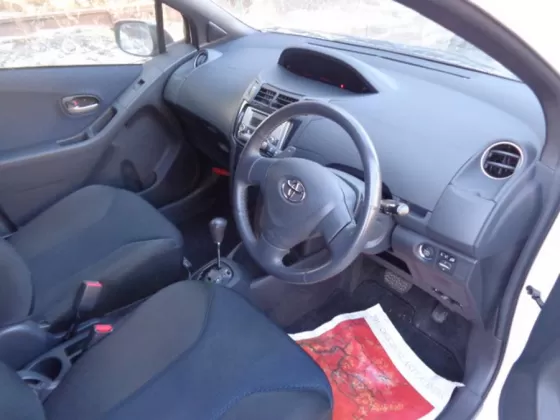 Купить Toyota vitz 1500 см3 АКПП (110 л.с.) Бензин инжектор в Краснодар: цвет белый Хетчбэк 2009 года по цене 475000 рублей, объявление №696 на сайте Авторынок23