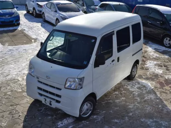 Купить Daihatsu hi get 700 см3 АКПП (64 л.с.) Бензин инжектор в Краснодар: цвет белый Фургон 2009 года по цене 285000 рублей, объявление №741 на сайте Авторынок23