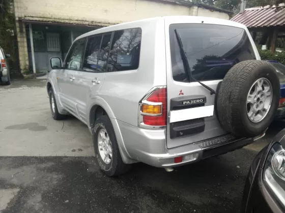 Купить Mitsubishi Pajero 4WD 3000 см3 АКПП (170 л.с.) Бензин инжектор в Сочи: цвет Серебристый Внедорожник 2001 года по цене 630000 рублей, объявление №13167 на сайте Авторынок23