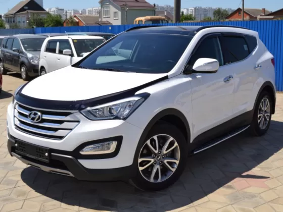 Купить Hyundai Santa Fe 2000 см3 АКПП (184 л.с.) Дизель турбонаддув в Краснодар: цвет белый Кроссовер 2013 года по цене 1485000 рублей, объявление №1556 на сайте Авторынок23