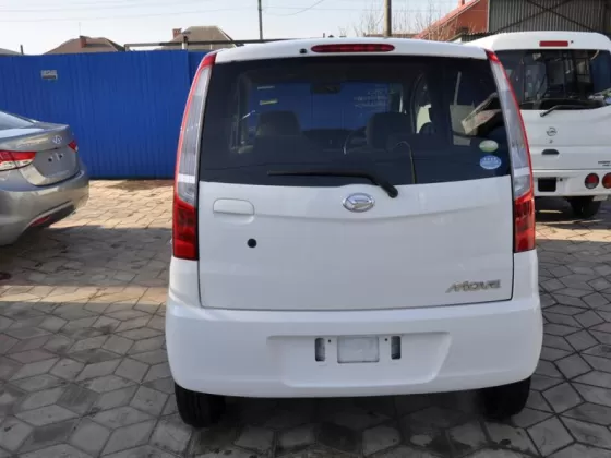 Купить Daihatsu Move 700 см3 АКПП (54 л.с.) Бензин инжектор в Краснодар: цвет белый Хетчбэк 2009 года по цене 283000 рублей, объявление №636 на сайте Авторынок23