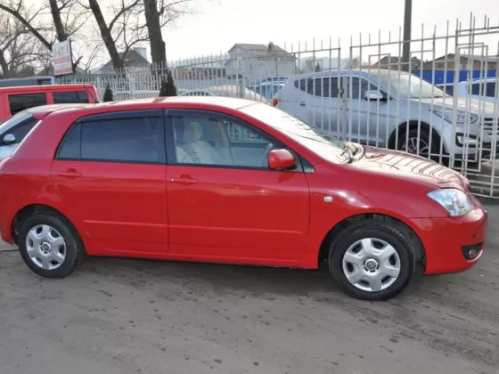Купить Toyota Corolla 1500 см3 АКПП (109 л.с.) Бензин инжектор в Краснодар: цвет красный Хетчбэк 2004 года по цене 329000 рублей, объявление №660 на сайте Авторынок23