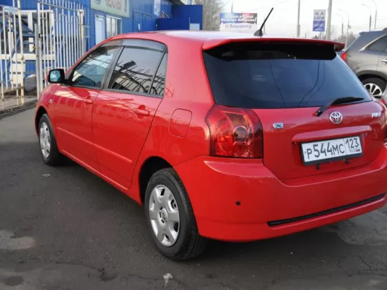 Купить Toyota Corolla 1500 см3 АКПП (109 л.с.) Бензин инжектор в Краснодар: цвет красный Хетчбэк 2004 года по цене 329000 рублей, объявление №660 на сайте Авторынок23