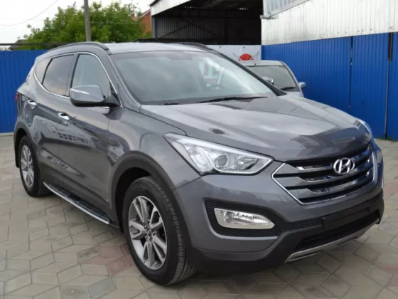 Купить Hyundai Santa Fe 2000 см3 АКПП (184 л.с.) Дизель турбонаддув в Краснодар: цвет серый Кроссовер 2013 года по цене 1336000 рублей, объявление №1490 на сайте Авторынок23