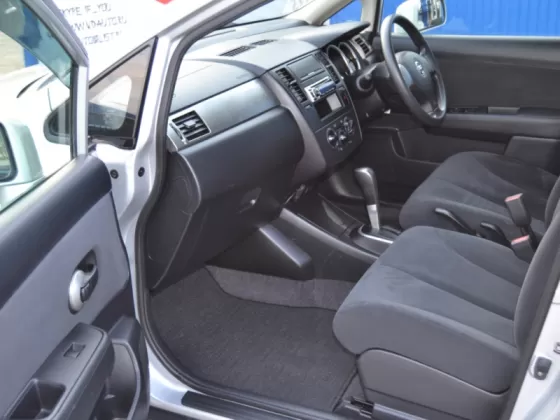 Купить Nissan Tiida 1500 см3 АКПП (109 л.с.) Бензин инжектор в Краснодар: цвет серебристый Седан 2010 года по цене 426000 рублей, объявление №1389 на сайте Авторынок23