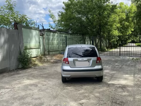 Купить Hyundai Getz 1500 см3 МКПП (97 л.с.) Бензин инжектор в Анапа: цвет Серебристый Хетчбэк 2008 года по цене 170000 рублей, объявление №25193 на сайте Авторынок23