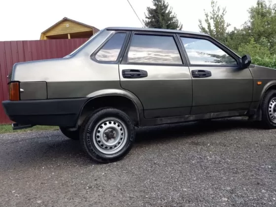 Купить ВАЗ (LADA) 21099 1500 см3 МКПП (78 л.с.) Бензин карбюратор в Полтавская : цвет Серый Седан 1999 года по цене 185000 рублей, объявление №22172 на сайте Авторынок23
