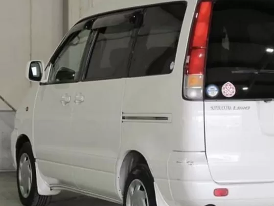 Купить Toyota Town Ace Noah 2200 см3 АКПП (94 л.с.) Дизель турбонаддув в Отрадная : цвет Белый Минивэн 2000 года по цене 540000 рублей, объявление №24423 на сайте Авторынок23