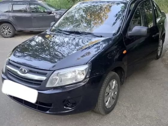 Купить ВАЗ (LADA) Granta 1600 см3 МКПП (87 л.с.) Бензин инжектор в Новотиторовская: цвет Черный Седан 2012 года по цене 160000 рублей, объявление №21994 на сайте Авторынок23