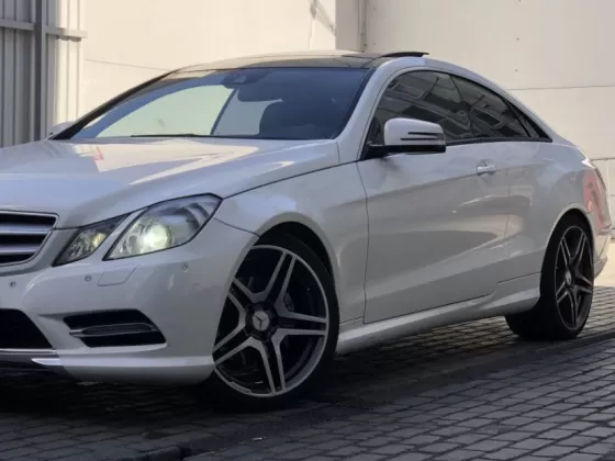 Купить Mercedes-Benz Е200 1800 см3 АКПП (184 л.с.) Бензин инжектор в Старокорсунская: цвет Белый Купе 2012 года по цене 720000 рублей, объявление №22761 на сайте Авторынок23