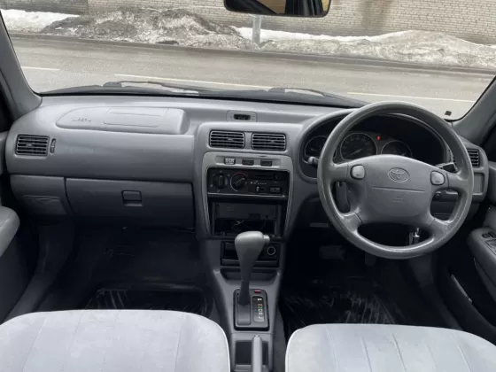 Купить Toyota Starlet 1300 см3 АКПП (85 л.с.) Бензин инжектор в Тимашевск : цвет Серый Хетчбэк 1998 года по цене 490000 рублей, объявление №26260 на сайте Авторынок23