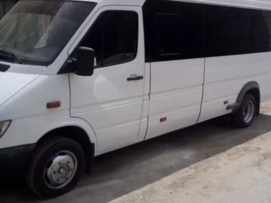 Купить Mercedes-Benz Sprinter 2100 см3 МКПП (150 л.с.) Дизель турбонаддув в Старокорсунская: цвет Белый Микроавтобус 2010 года по цене 235000 рублей, объявление №22592 на сайте Авторынок23