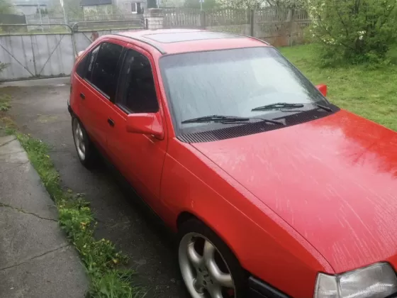 Купить Opel Kadett 1300 см3 МКПП (75 л.с.) Бензин инжектор в Гулькевичи: цвет Красный Хетчбэк 1985 года по цене 300000 рублей, объявление №20167 на сайте Авторынок23
