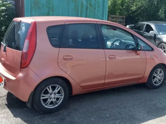 Купить Mitsubishi Colt 13000 см3 CVT (98 л.с.) Бензин инжектор в Анапа: цвет Красный Хетчбэк 2003 года по цене 380000 рублей, объявление №25220 на сайте Авторынок23