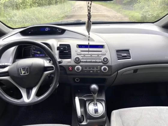 Купить Honda Civic 1800 см3 АКПП (140 л.с.) Бензин инжектор в Крымск: цвет Черный Седан 2007 года по цене 385000 рублей, объявление №22266 на сайте Авторынок23