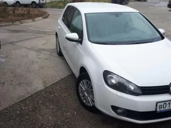 Купить Volkswagen Golf 1400 см3 МКПП (122 л.с.) Бензин инжектор в Анапа: цвет белый Хетчбэк 2011 года по цене 550000 рублей, объявление №14794 на сайте Авторынок23