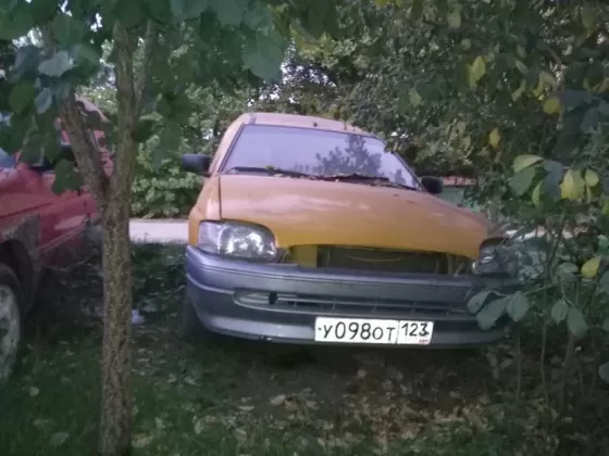 Купить Ford Escort Express '1998 МКПП (1300/60 л.с.) Бензин инжектор Краснодар цвет желтый Фургон по цене 60000 рублей, объявление №15947 на сайте Авторынок23