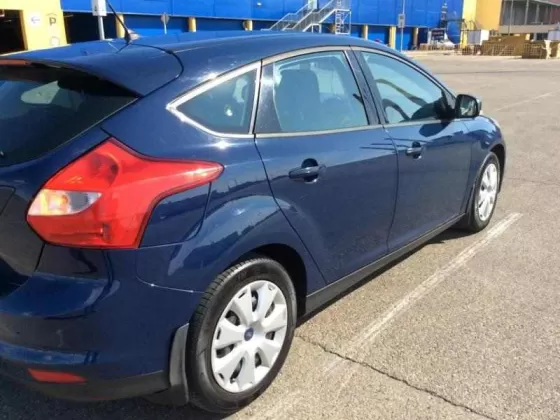 Купить Ford Focus 1600 см3 МКПП (105 л.с.) Бензин инжектор в Краснодар: цвет Тёмной-синий металлик Хетчбэк 2012 года по цене 510000 рублей, объявление №14571 на сайте Авторынок23