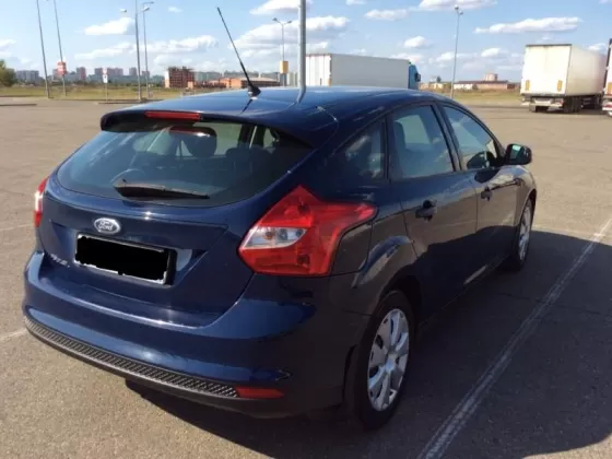 Купить Ford Focus 1600 см3 МКПП (105 л.с.) Бензин инжектор в Краснодар: цвет Тёмной-синий металлик Хетчбэк 2012 года по цене 510000 рублей, объявление №14571 на сайте Авторынок23