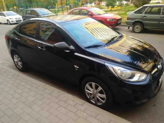 Купить Hyundai Solaris 1600 см3 АКПП (123 л.с.) Бензин инжектор в Краснодар: цвет черный Седан 2011 года по цене 450000 рублей, объявление №18430 на сайте Авторынок23