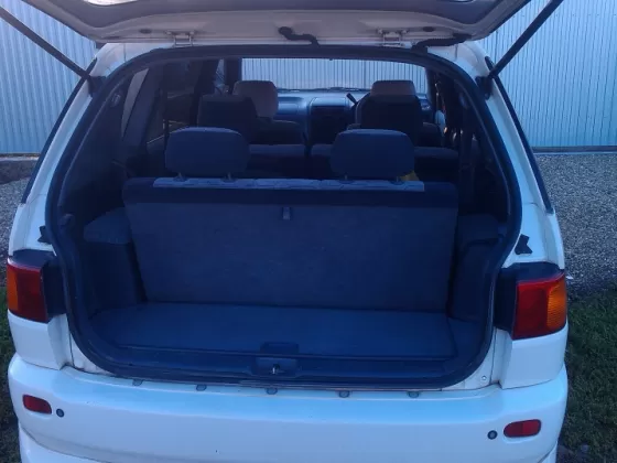 Купить Toyota Ipsum 2000 см3 АКПП (140 л.с.) Бензин инжектор в Краснодар: цвет белый Минивэн 1998 года по цене 250000 рублей, объявление №2653 на сайте Авторынок23