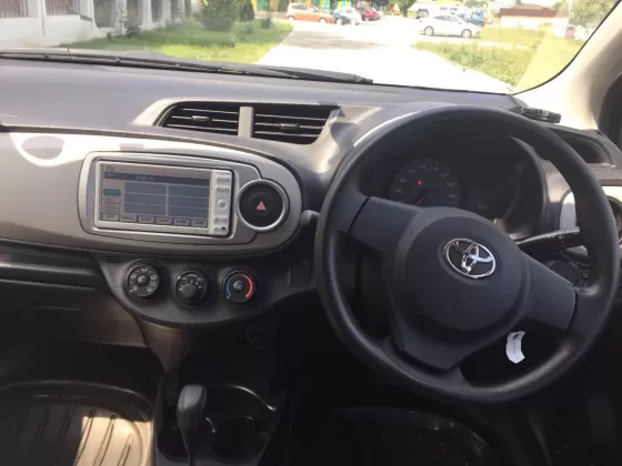Купить Toyota Vitz 1000 см3 АКПП (70 л.с.) Бензин инжектор в Краснодар: цвет голубой Хетчбэк 2011 года по цене 450000 рублей, объявление №4249 на сайте Авторынок23