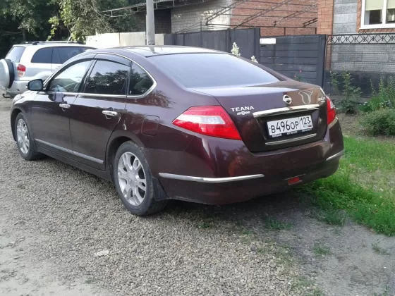 Купить Nissan Teana 3500 см3 CVT (249 л.с.) Бензин инжектор в Кропоткин: цвет Вишневый металик Седан 2008 года по цене 570000 рублей, объявление №8202 на сайте Авторынок23