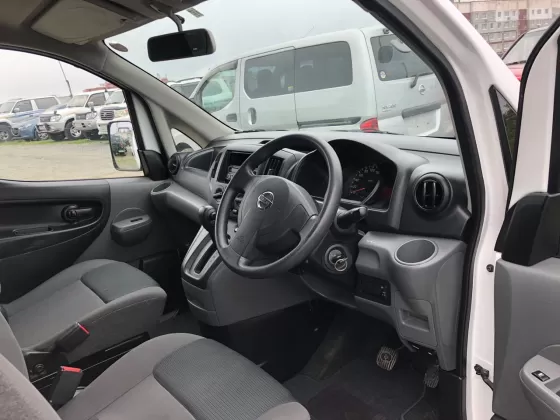 Купить Nissan nv200 1600 см3 АКПП (109 л.с.) Бензин инжектор в Краснодар: цвет белый Микроавтобус 2015 года по цене 680000 рублей, объявление №15584 на сайте Авторынок23