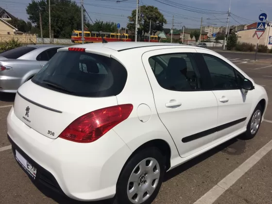 Купить Peugeot 308 '2011 АКПП (1598/120 л.с.) Бензин инжектор Краснодар цвет Белый Хетчбэк по цене 425000 рублей, объявление №15663 на сайте Авторынок23