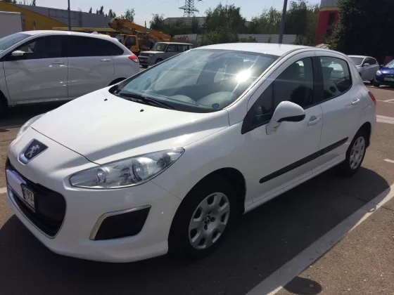 Купить Peugeot 308 1598 см3 АКПП (120 л.с.) Бензин инжектор в Краснодар : цвет Белый Хетчбэк 2011 года по цене 425000 рублей, объявление №15663 на сайте Авторынок23