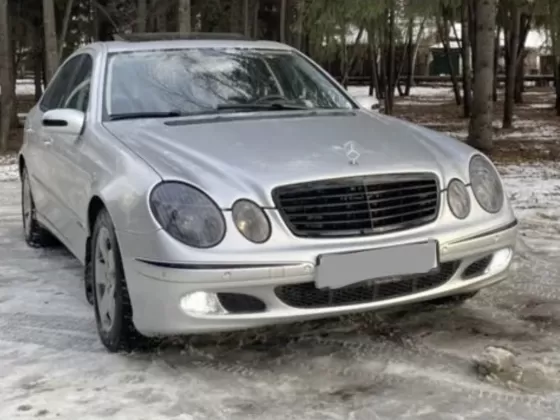 Купить Mercedes-Benz E-class 3200 см3 АКПП (224 л.с.) Дизель турбонаддув в Анапа: цвет Серебристый Седан 2004 года по цене 440000 рублей, объявление №25204 на сайте Авторынок23