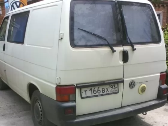 Купить Volkswagen Transporter T4 25000 см3 МКПП (88 л.с.) Дизель турбонаддув в Усть-Лабинский р-н, станица Воронежская: цвет белый Фургон 1999 года по цене 370000 рублей, объявление №1511 на сайте Авторынок23